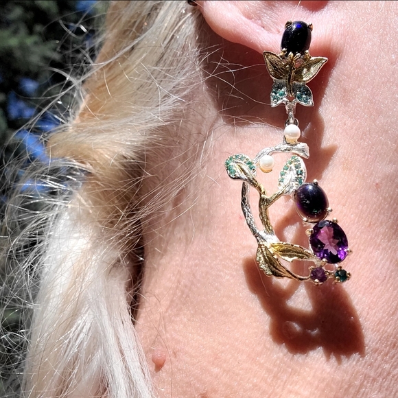 INCREDIBLE fancy Floral Black Opal Aquamarine Amethyst Kyanite & Pearl earrings - Picture 8 of 11